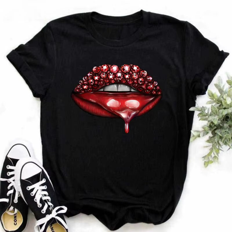 Maycaur femmes diamant lèvre graphique t-shirt mode femme hauts col rond Sexy noir t-shirts drôle dé