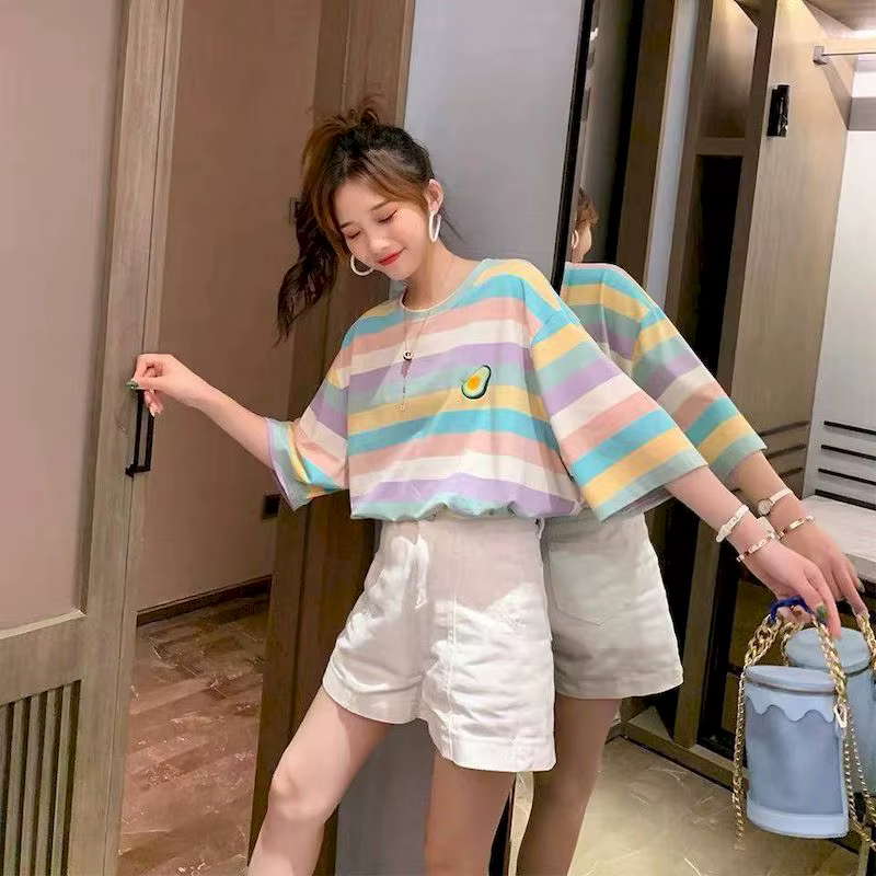 Rainbow Stripes Niche T-shirt femmes à manches courtes ample mi-long T-shirt femmes vêtements Kawaii