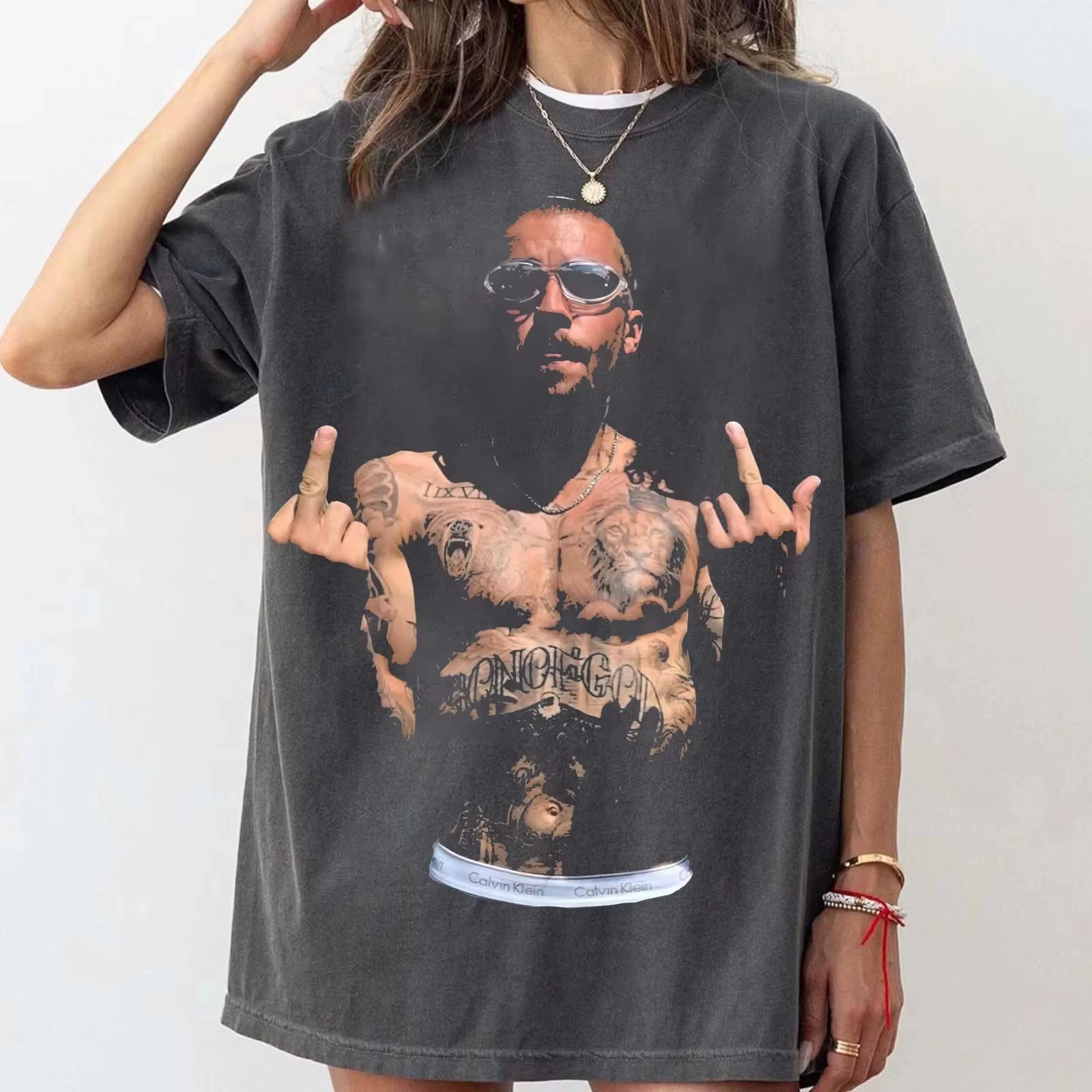 T-shirt Singer Bieber Middle Finger, lancement exclusif, T-shirt vintage à manches courtes pour homm