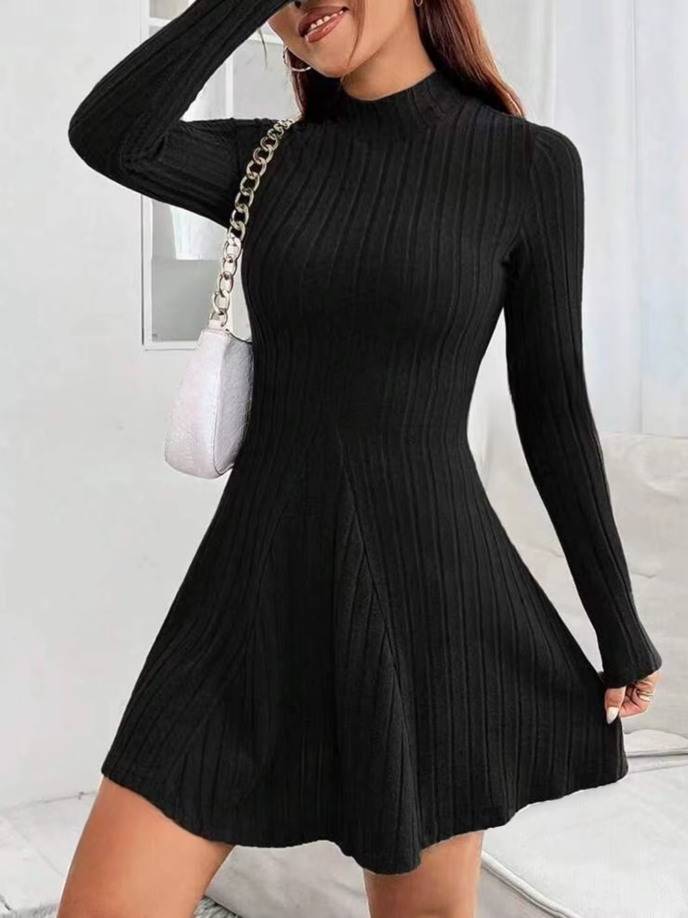 Robe trapèze à manches longues et col mi-haut pour femmes, coupe cintrée, taille cintrée