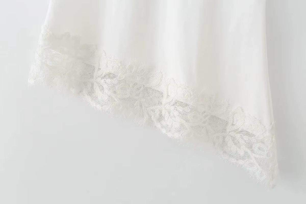 KONDALA Streetwear Chic Décontracté Femme Haut en Dentelle Asymétrique à Manches Courtes Col Rond Te