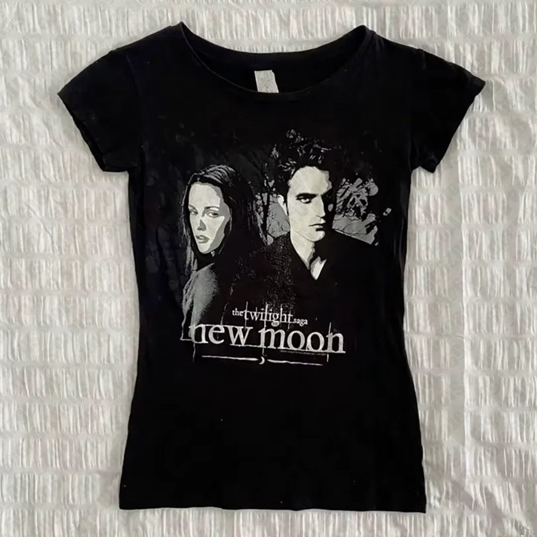 T-shirts rétro Grunge des années 2000 pour femmes, imprimé graphique cyber-gothique, hauts à manches