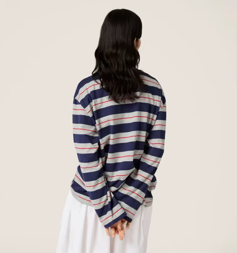 T-shirt rayé à manches longues pour femme, design de luxe 2026, pull décontracté à col rond avec poc