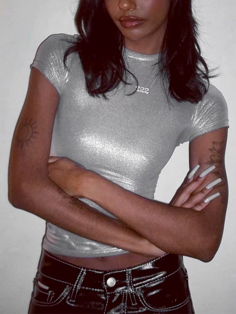 T-shirt à manches courtes en cuir monochromatique pour femmes, haut à col rond, t-shirts sexy, vêtem