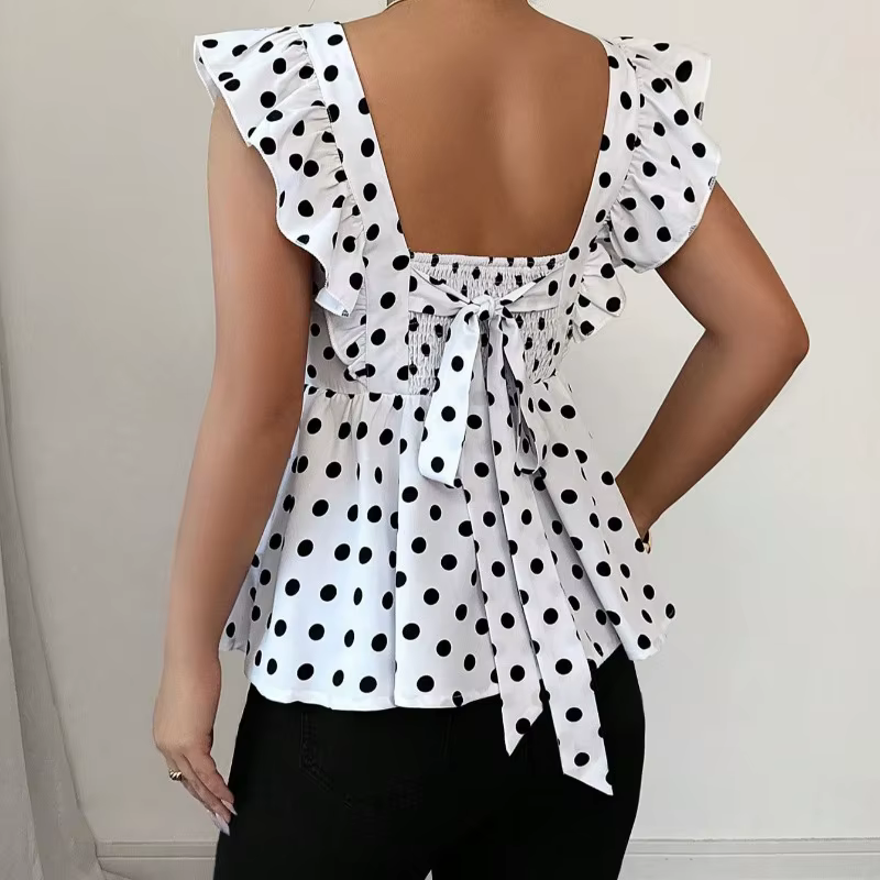 T-shirt à col carré, motif pois, été 2026, design élégant, coupe ample et douce