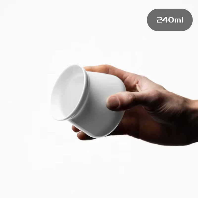 Tasse de dégustation de café percée à la main en porcelaine blanche Ele OREA SENSE appréciation sens