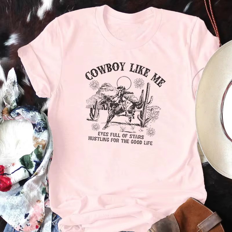 T-shirt Cowboy Like Me Western Rodeo pour femme, t-shirts graphiques, Vintage, Boho, Country Music,