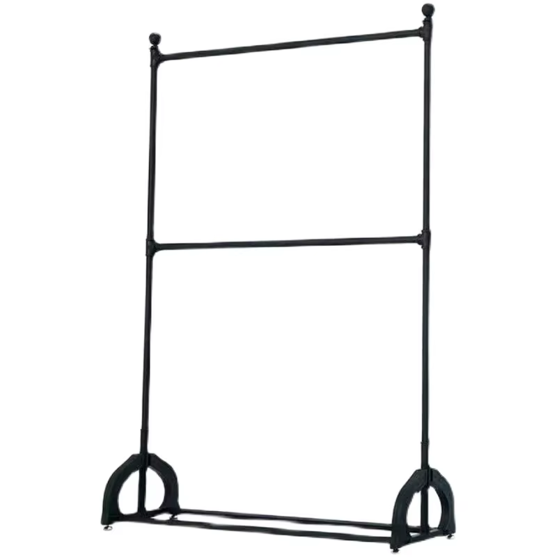 Présentoir pour magasin de vêtements, modèle double couche, réglable et sur pied.