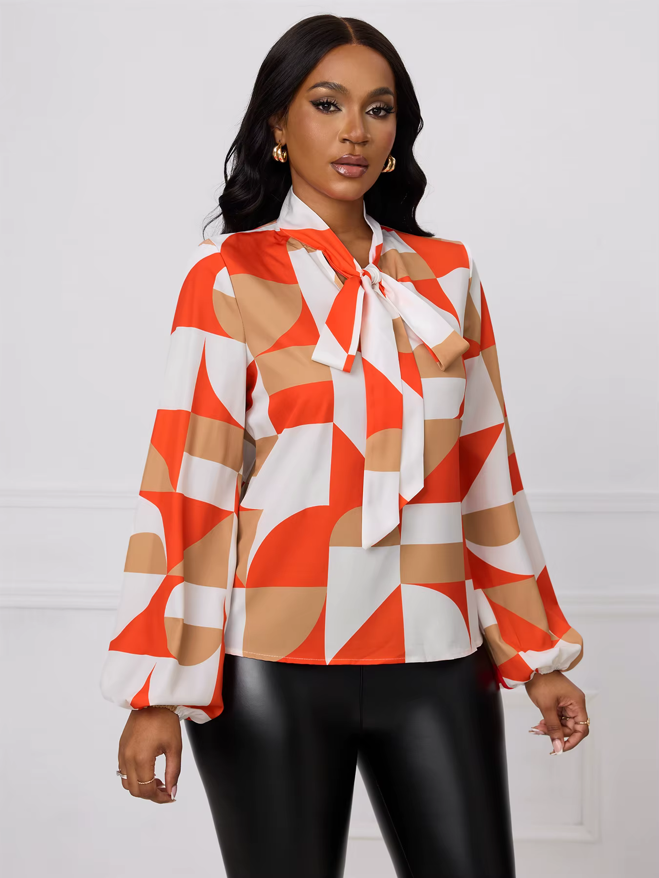 Chemisier Femme Printemps-Été Orange et Blanc à Imprimé Géométrique, Col Noué, Manches Longues, Poig