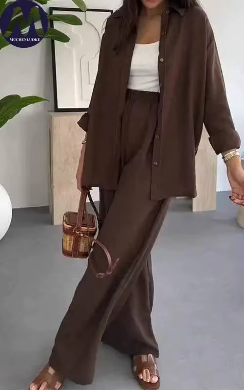 Ensemble 2 pièces mode été pour femme : chemise polyvalente à manches longues et revers, et pantalon