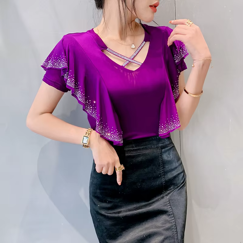 T-shirt manches courtes col en V femme, estival et élégant, à volants, en maille, faux diamants croi