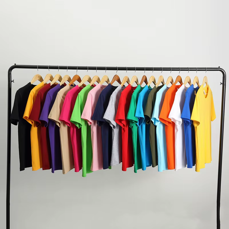Gildan-T-Shirt à manches courtes pour homme, 100% coton, résistant, confortable et respirant, vêteme