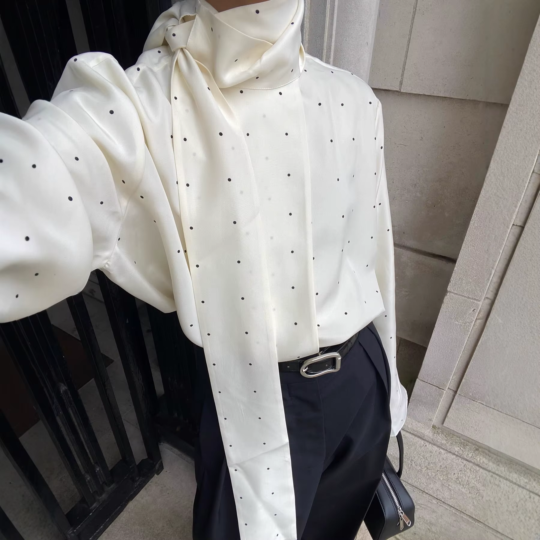Chemisier blanc à pois pour femme, élégant, à manches longues, coupe ample, basique, pour l'automne