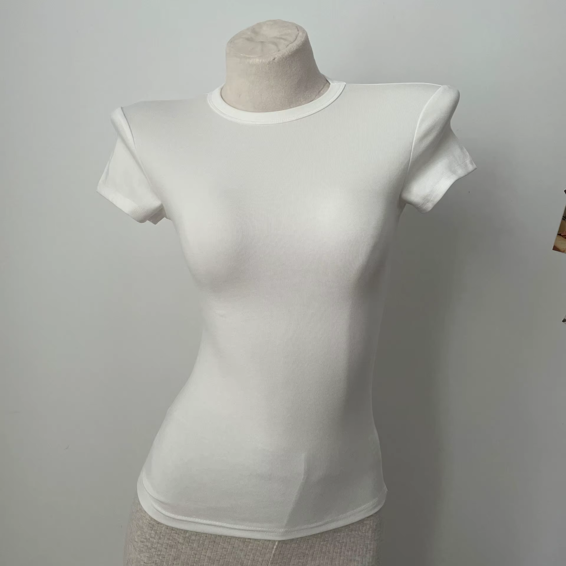 T-shirts en coton rose à col rond pour femmes, Streetwear décontracté, basique, Slim, manches courte