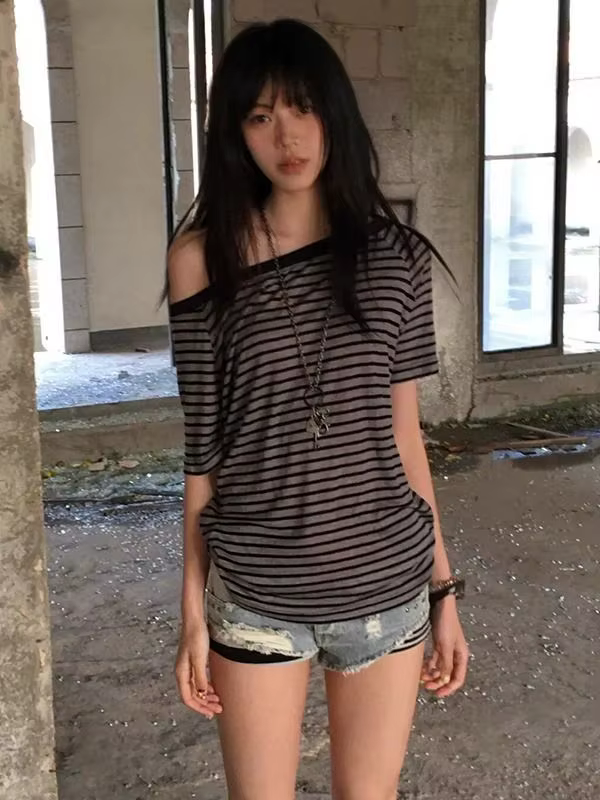 T-shirt rayé pour femmes, design irrégulier, streetwear, manches courtes, esthétique chic Y2k, débar