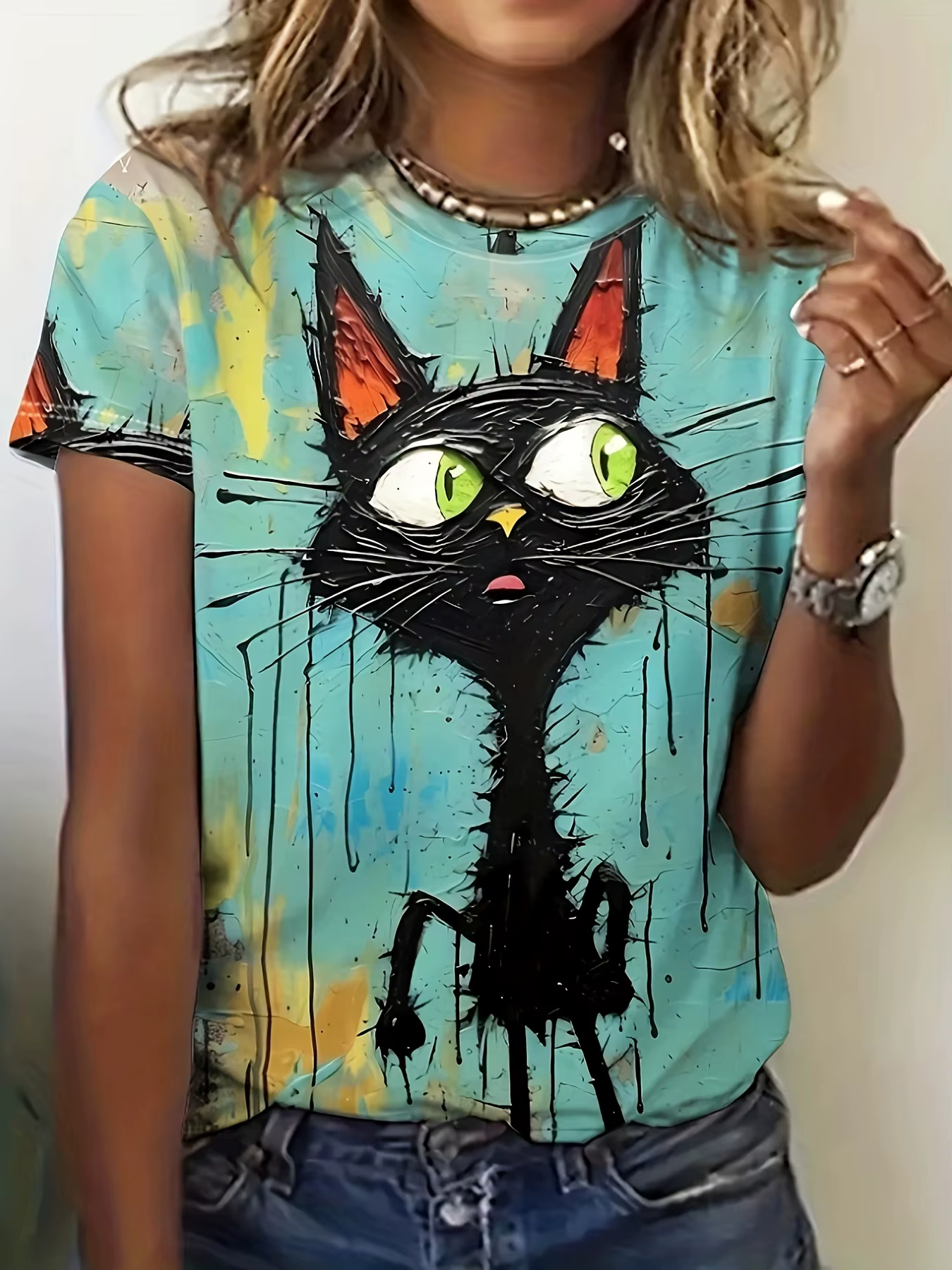 T-shirt femme Turquoise Pop Art Cat - Motif chat noir audacieux et effet goutte de peinture, design 
