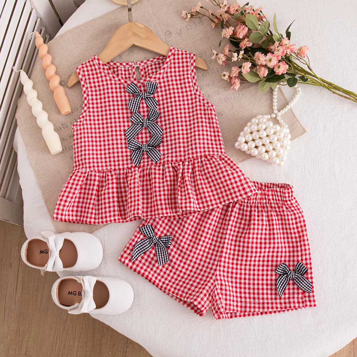 Ensemble de vêtements d'été pour enfants : Hauts sans manches froncés à carreaux rouges avec nœud et