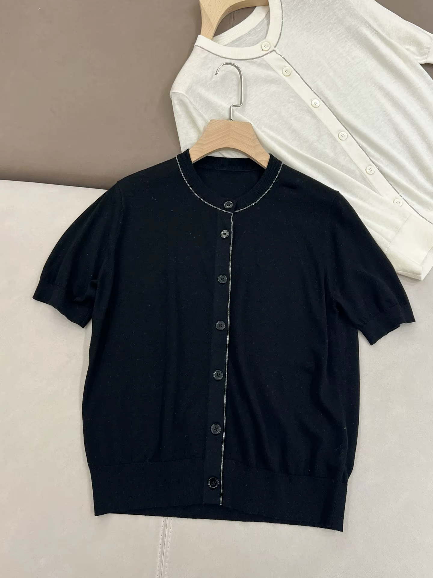 T-Shirt d'été à manches courtes en lin de soie perlée pour femmes