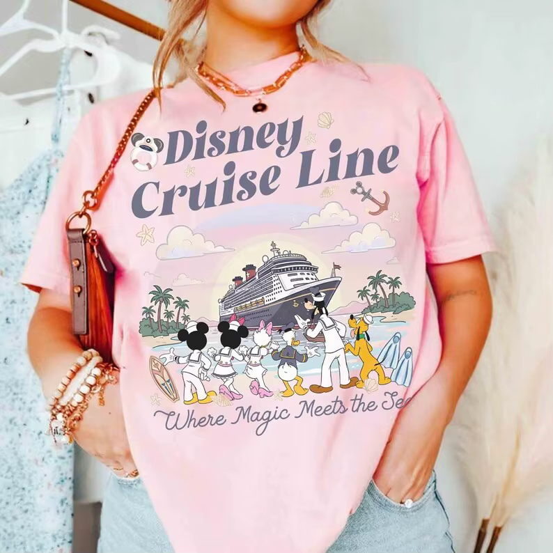 Nouveau T-shirt Confortable Imprimé Mickey et ses Amis Croisière 2026 – Motif Manches Courtes pour A