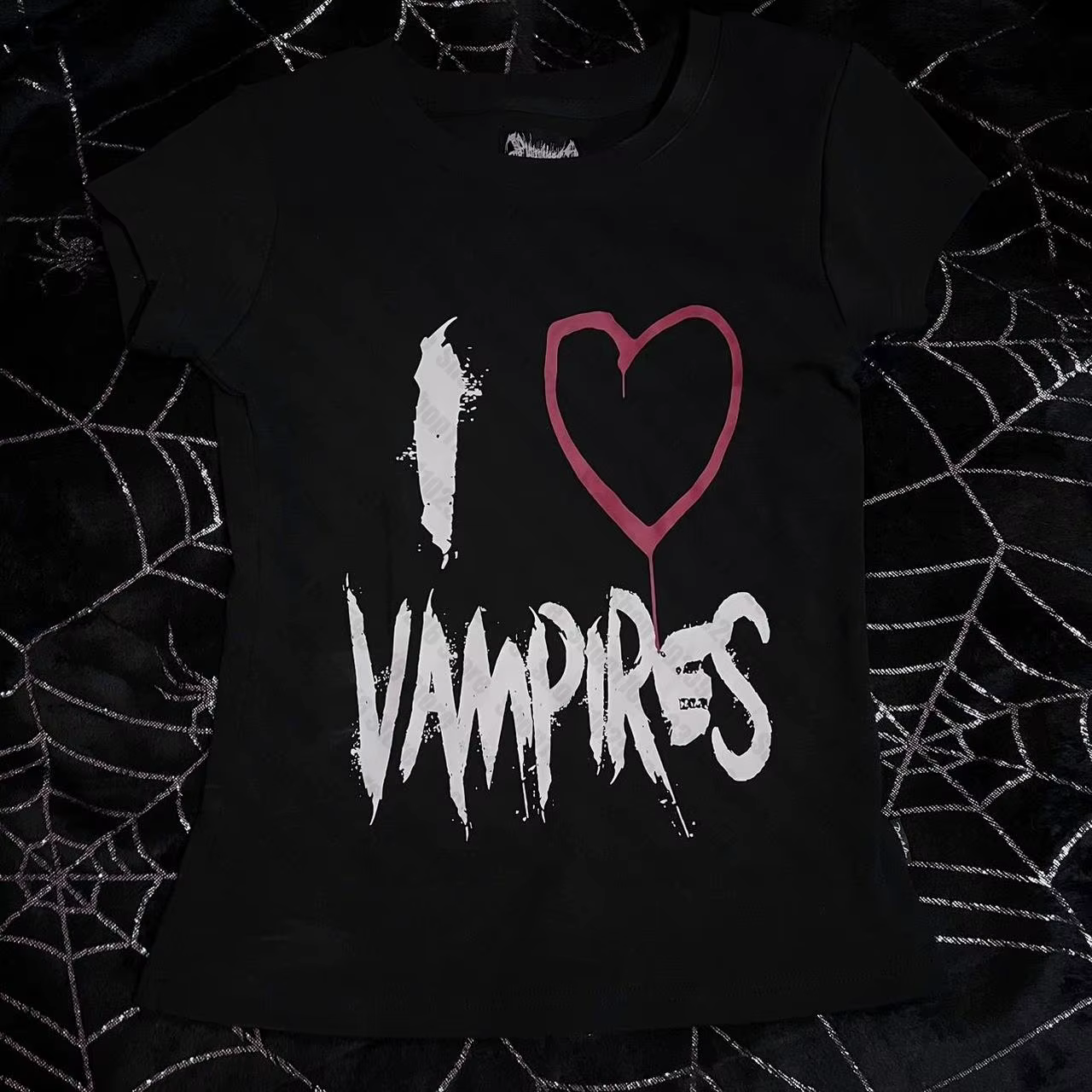 Goth Emo Vintage Vintage Y2k Top for Women, Anime Girl Économie, Baby Tees, Kawaii Aesthetic Clothin