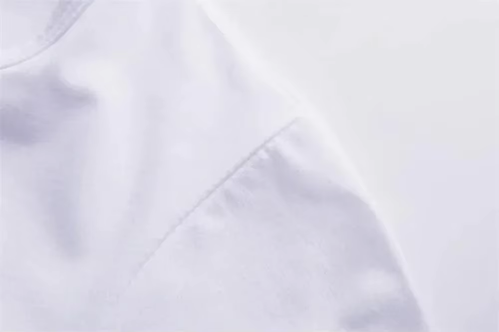 T-shirt décontracté à manches courtes pour femmes avec imprimé graphique de quatre coeurs – T-shirt