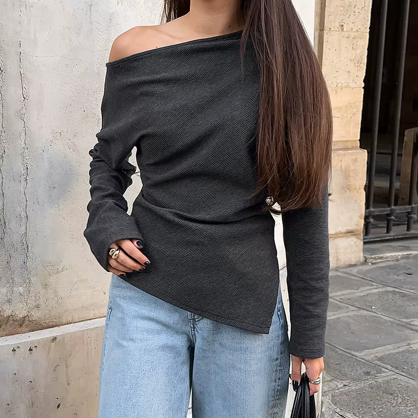 Nouveau haut épaules dénudées au style tendance et sexy, haut polyvalent pour femme