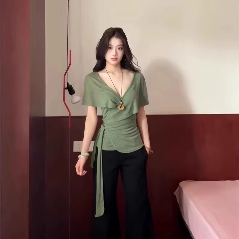 T-shirt à manches courtes pour femmes, pur et sensuel, style fille épicée, col en v, amincissant, pr