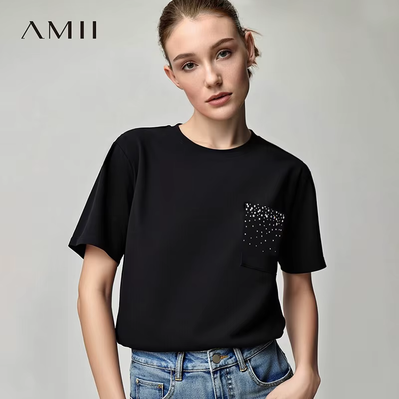 T-shirt Amii pour femme, nouvelle collection été 2026, col rond, en coton extensible, avec poche orn