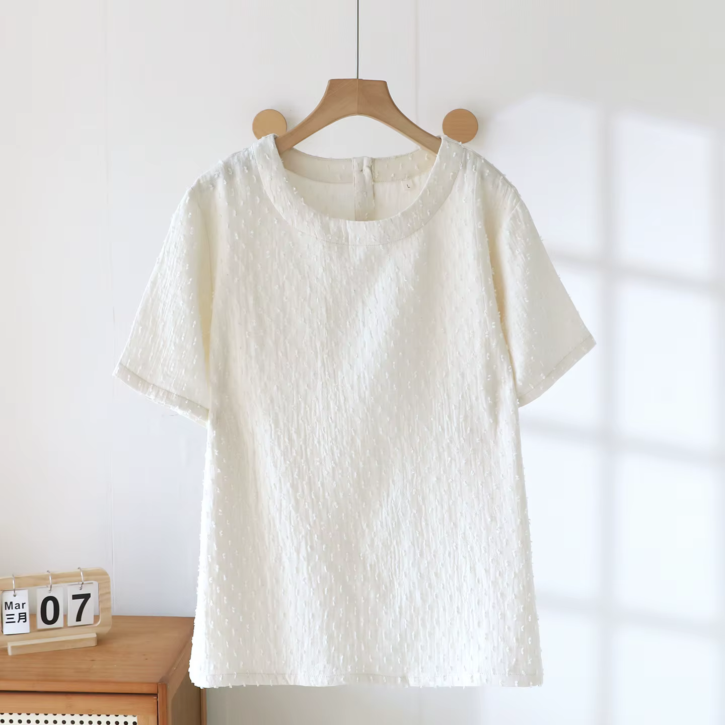 T-shirt texturé en gaze de coton crème pour femme, col rond, manches courtes, doux et respirant, idé