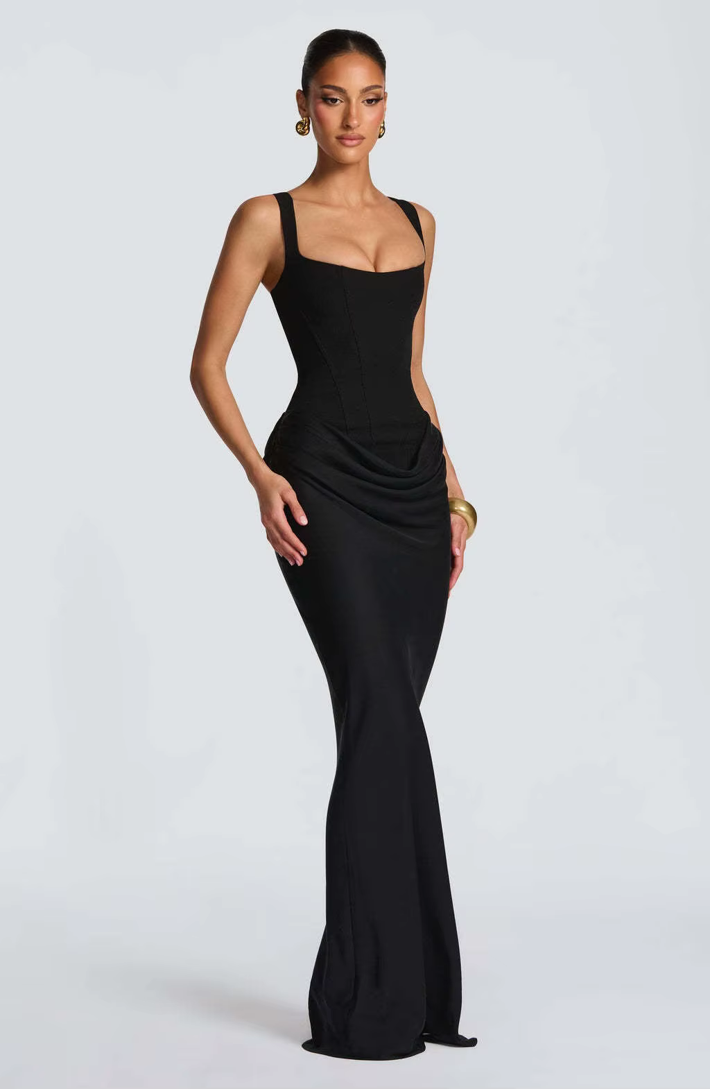 Robe de soirée élégante marron plissée longue à col carré sans manches et épaules dénudées, taille c