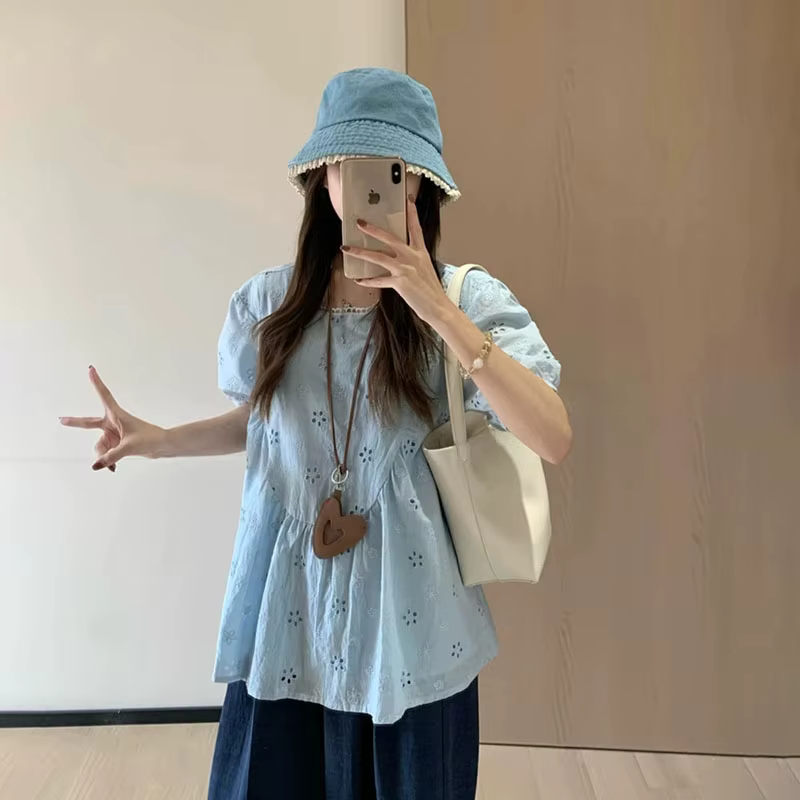 Chemise à manches courtes bouffantes pour femmes en été 2025, nouvelle chemise florale creuse couvra
