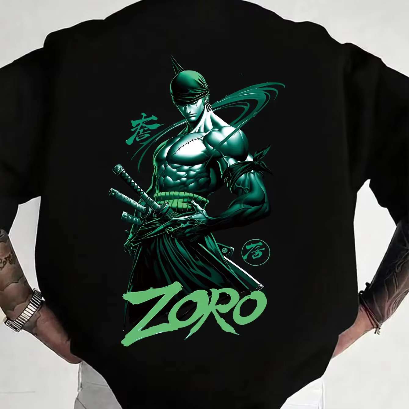 T-shirt imprimé Zoro style trois épées
