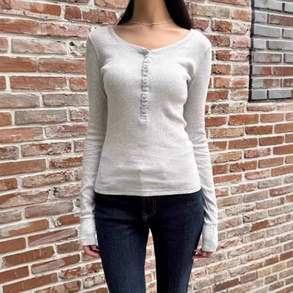 T-shirts pour femmes avec boutons violets, printemps, coton, décontracté, chic, style preppy, manche