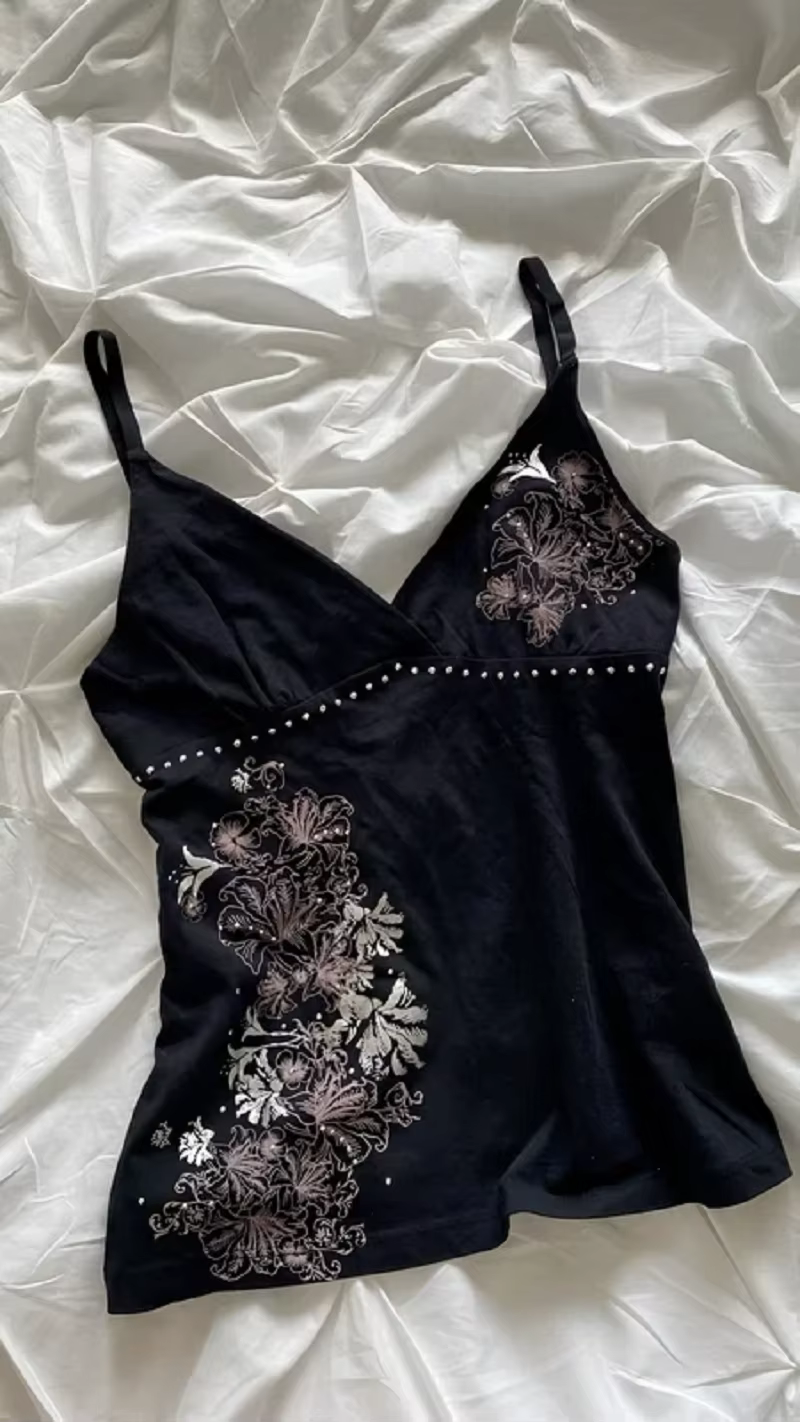 Y2K Vintage noir hauts à bretelles femmes Harajuku fleur graphique imprimé Rivet Mini Camis coton go