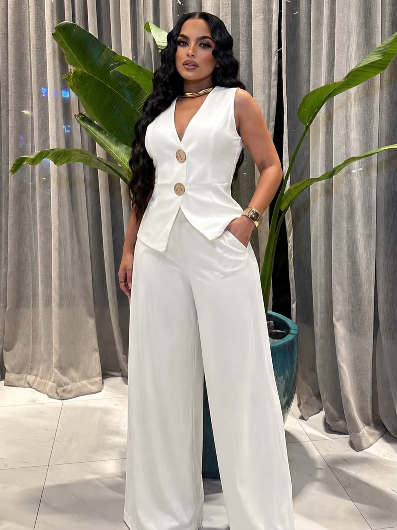 HLJ Fashion Gilet pour femme couleur unie sans manches col en V avec découpes à la taille et boutons