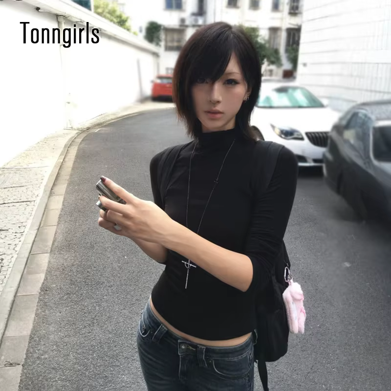 Tonngirls Y2k T-shirt japonais femmes à manches longues noir demi col roulé T-shirt hauts Vintage St