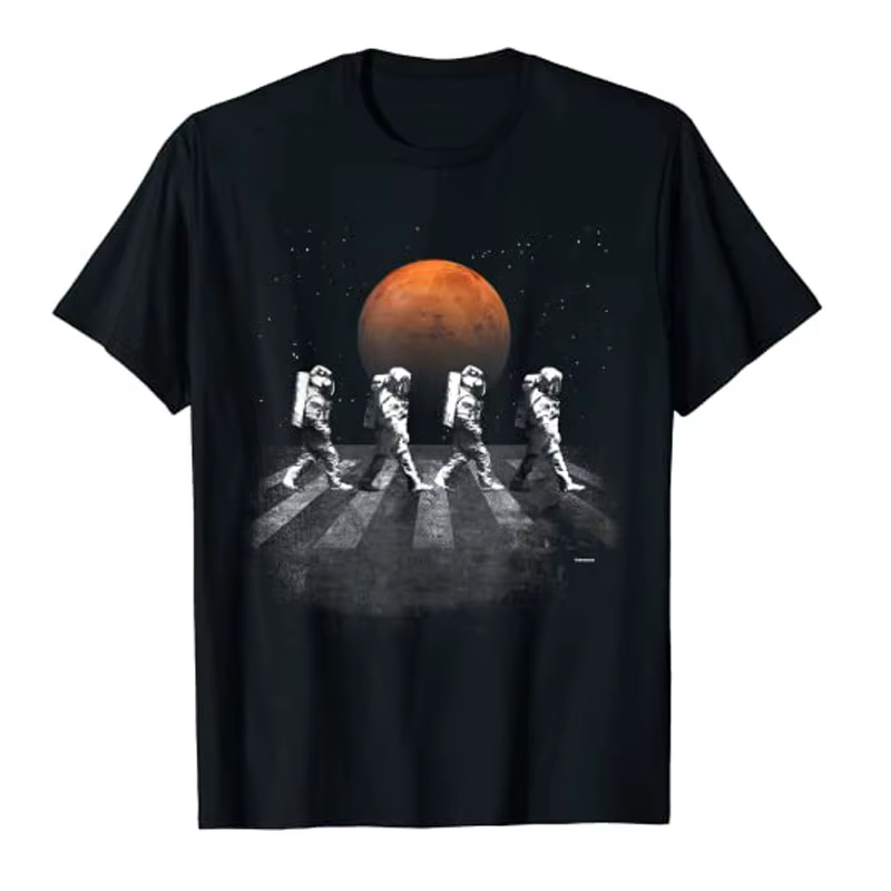 Astronsomastroner Scientists Graphic Tee-shirt, Ströts In Walking In Space Mole, Grain T-Shirt, Funn