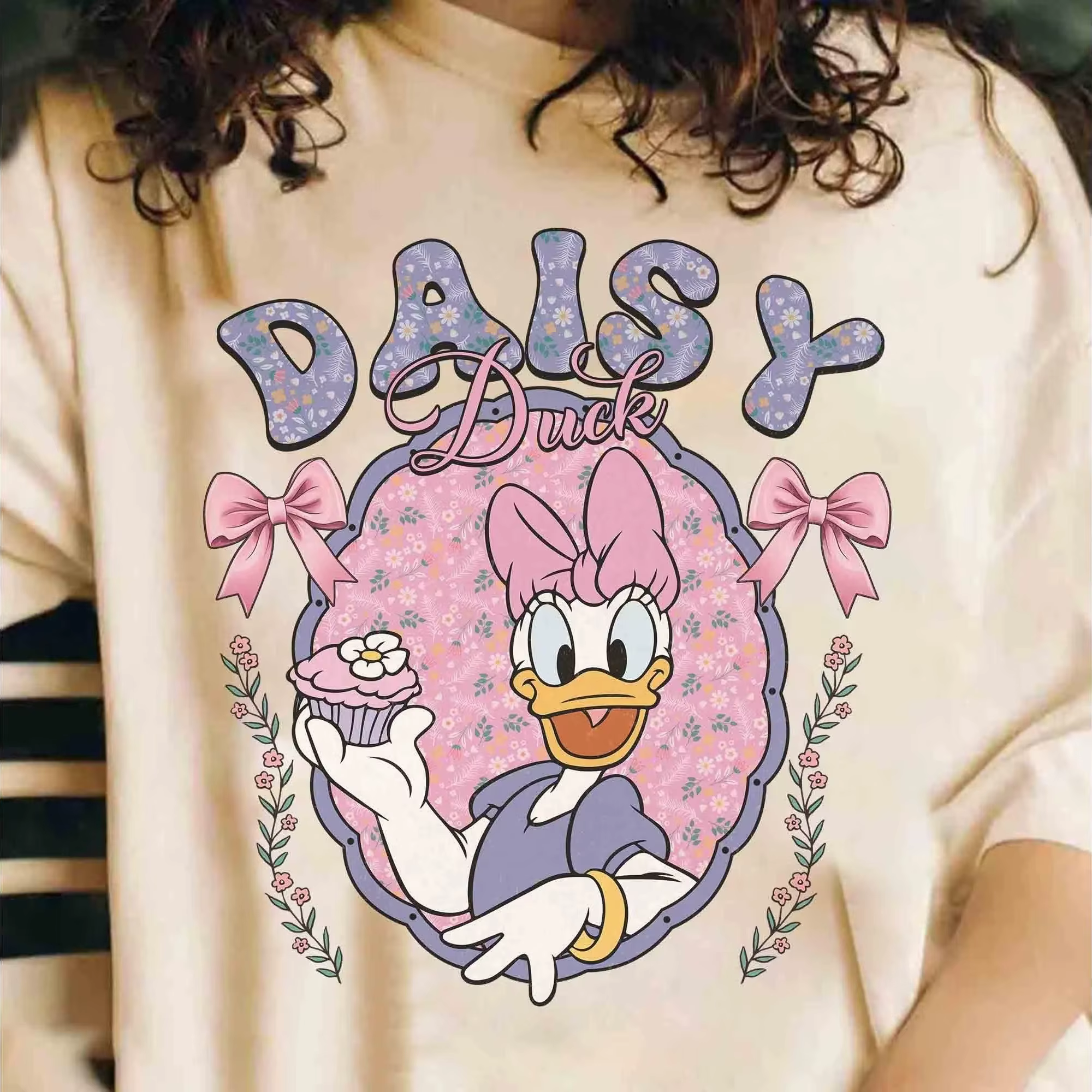 T-shirt Disney Daisy Minnie pour femme, été 2026, en coton, imprimé dessin animé, manches courtes, t