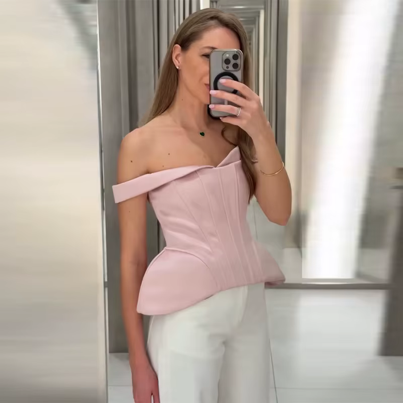 Robe Mini Rayée Style Chemise Col Revers Ample Manches Longues Printemps 2026 Élégante Sexy Tendance
