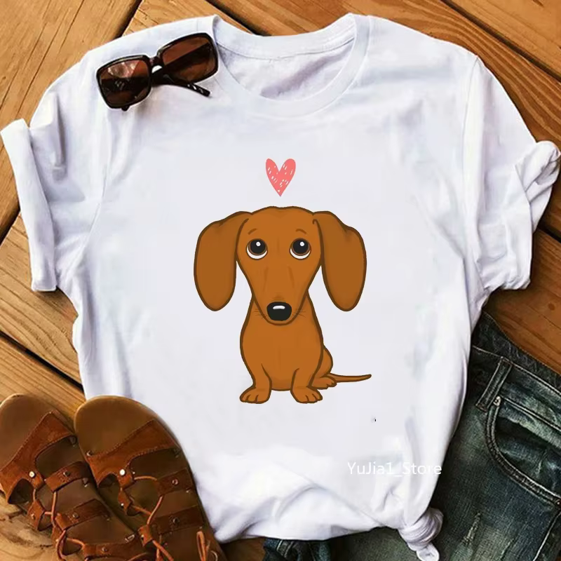 Teckel noir et Tan avec amour imprimé t-shirts femmes mignon Wiener chien dessin animé T-Shirt Femme