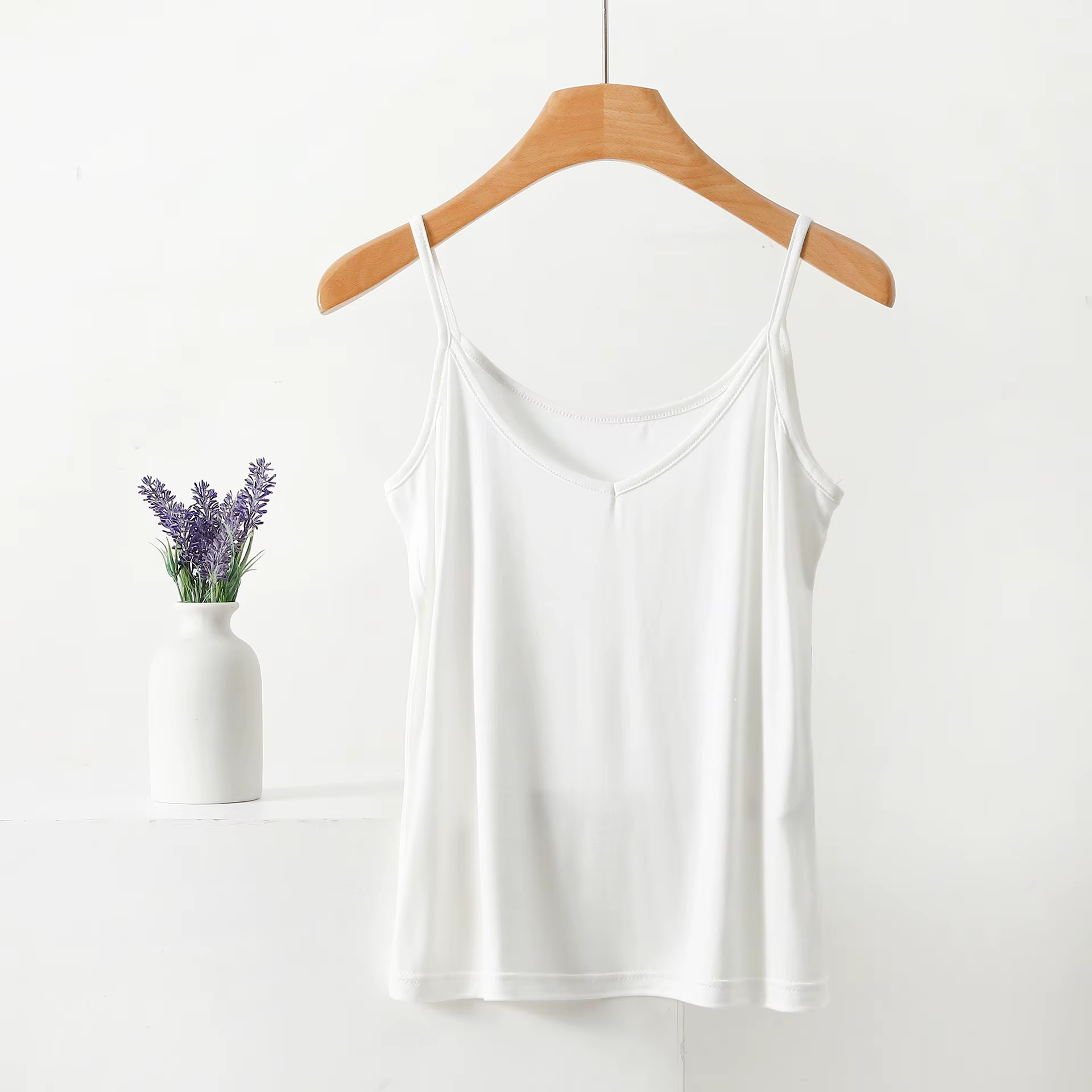 Haut à bretelles Spaghetti pour femmes, col en v, camisole basique sans manches, Camisole d'été, cou