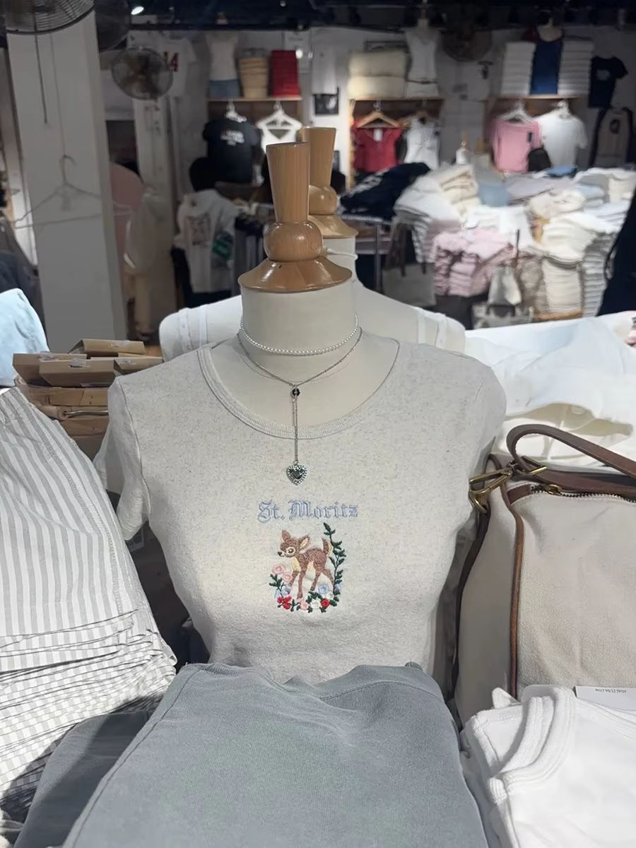 Fleur petit cerf broderie T-shirt col rond coton mince à manches courtes t-shirts femme doux mignon 