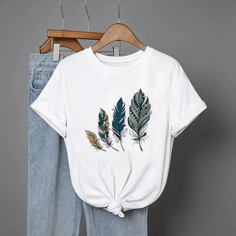 T-shirt décontracté pour femmes, imprimé géométrique artistique avec motif vintage turquoise et marr