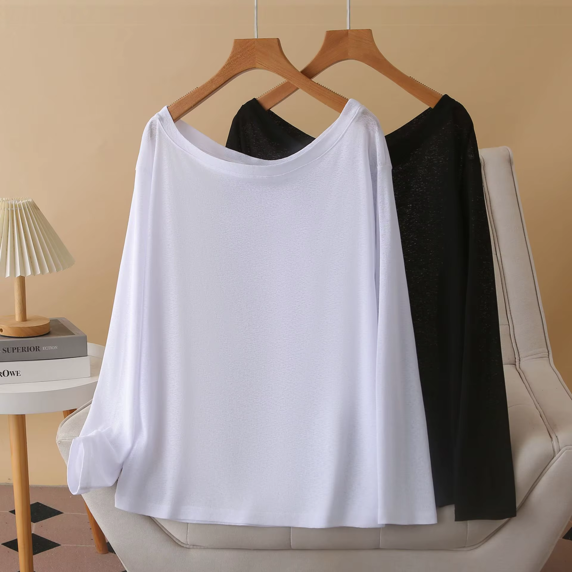 Mode grande taille femmes T-Shirt automne nouveau Style épaules nues à manches longues couleur unie