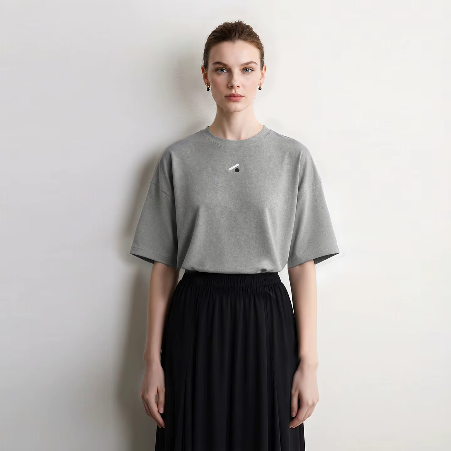 T-shirts pour femmes Amii, col rond, épaules tombantes, broderie géométrique, hauts amples d'automne