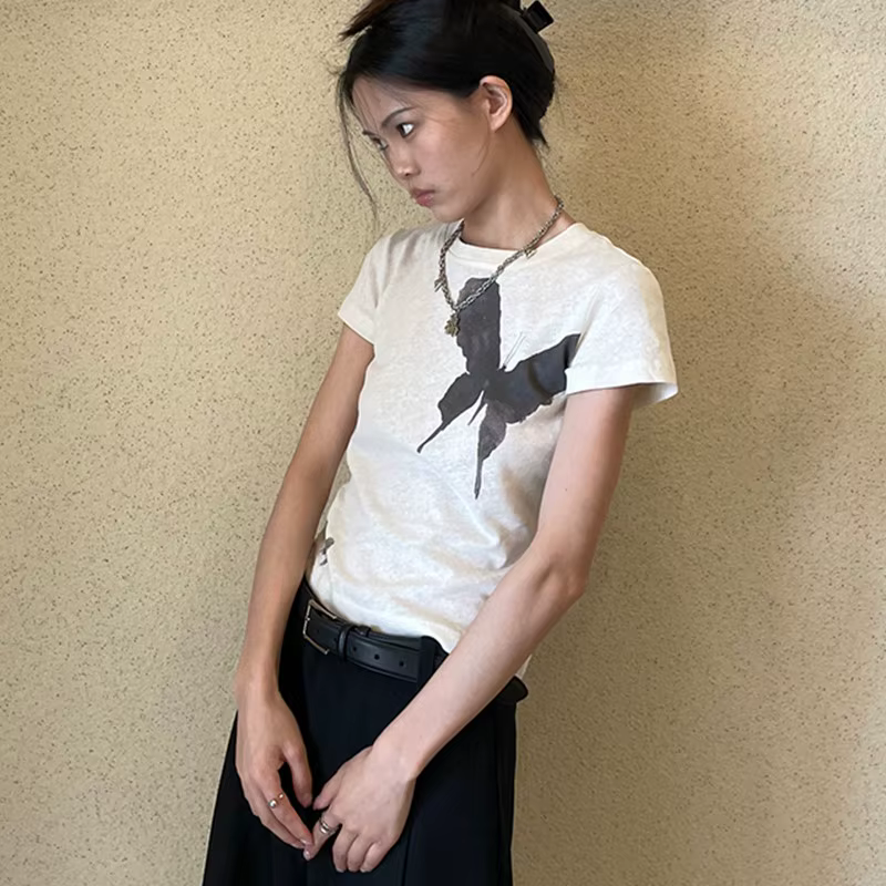 Karrcat-T-shirt imprimé papillon gothique à manches courtes, haut court grunge, t-shirt punk vintage