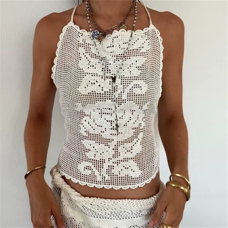 Débardeur bohème en crochet pour femme, col halter, dos ajouré avec motif floral, idéal pour les vac
