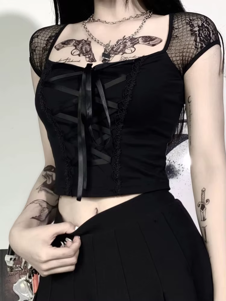Vintage hauts Goth T-shirt femmes moulante pansement dentelle noir T-shirts gothique Streetwear Sexy