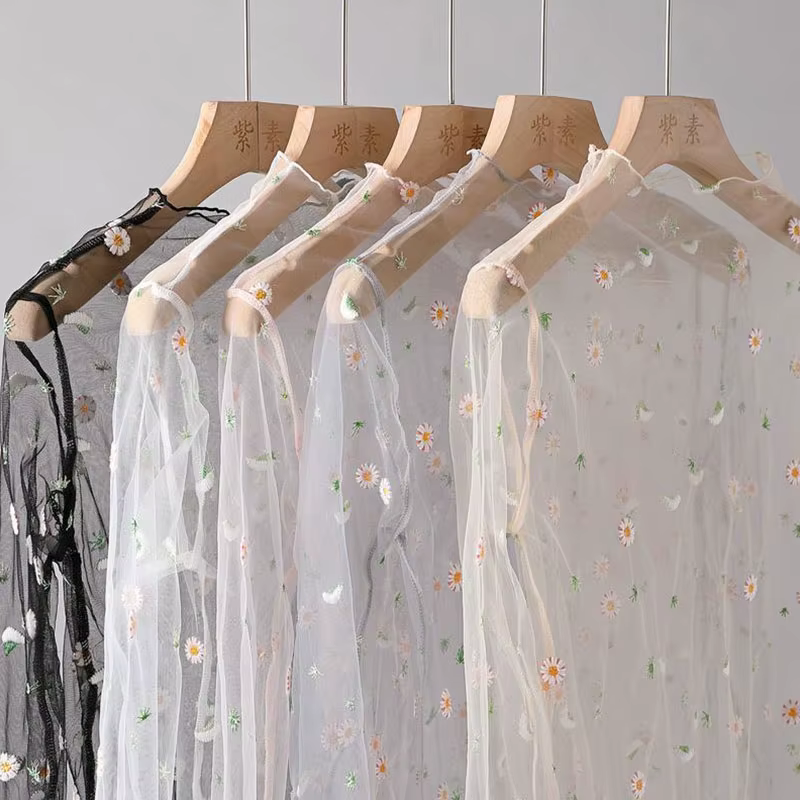 T-shirt manches longues femme, court et transparent, en maille, avec motif floral