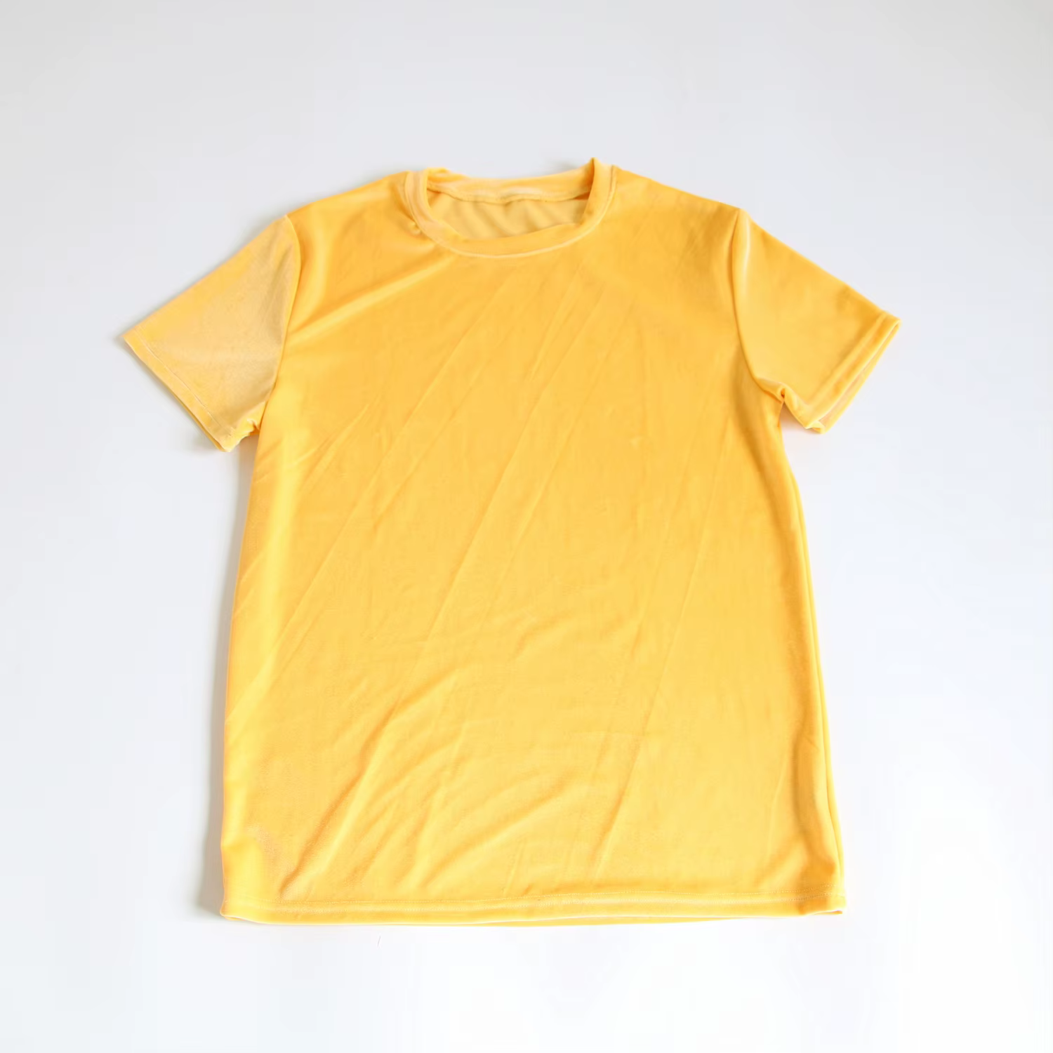 T-shirt vintage en velours à manches courtes